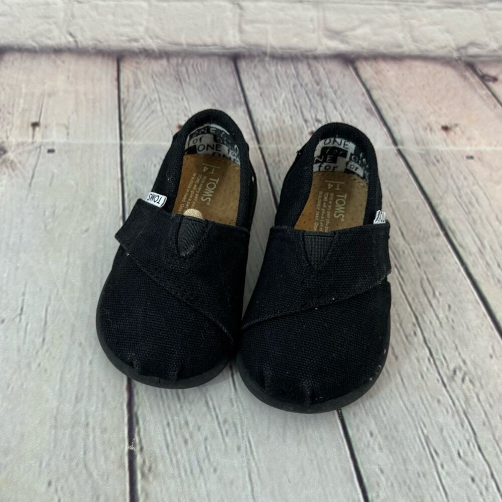 TOMS Black Canvas Baby Shoes